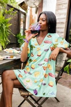 Mint Wine & Charcuterie Poof Sleeve Dress -Queen of Sparkles IMG 8621