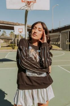 Queen Of Sparkles SATC Sweatshirt -Queen of Sparkles image f9f674e1 bbfd 4d2b 8fac 9b3cf4699b05