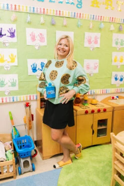 Mint Cookie Sweatshirt 7 Mint Cookie Sweatshirt -Queen of Sparkles qos august 637