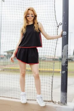 Queen Of Sparkles Black & Red Side Active Tank