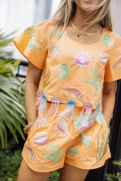 Peach Under The Sea Icon Short -Queen of Sparkles soelstudio QOSMAY2023 102 821406b6 afc8 4e56 9ee1 196234e62b8e