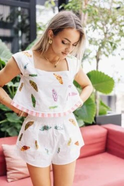 White Umbrella Cotton Short -Queen of Sparkles soelstudio QOSMAY2023 3 022998ac e2fb 424f 8908 fd6467b53d78