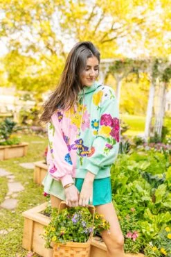 Queen Of Sparkles Pink & Green Bouquet Flowers Oversized Hoodie