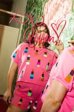 Pink Lipstick Short -Queen of Sparkles soelstudio QOS JUNE 313 8f989c52 a6f5 4ea9 9802 4de817165f68