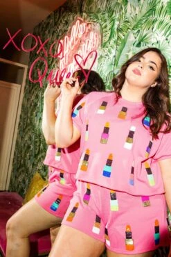 Pink Lipstick Short -Queen of Sparkles soelstudio QOS JUNE 314 3c34f7ef f39f 420b b89a 1f3e8d3ae1fc